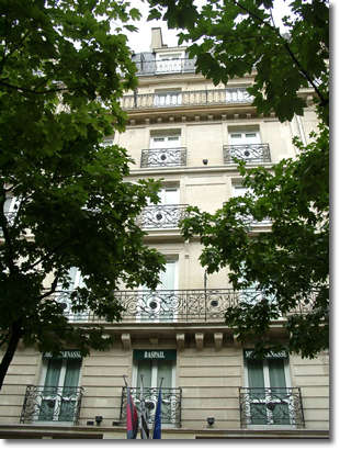 207 boulevard Raspail à Paris.