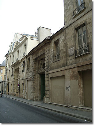70 rue des Archives à Paris.