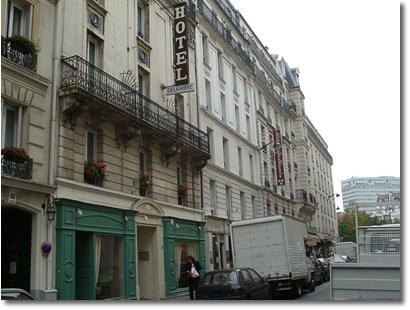 L'hôtel Delambre, 35 rue Delambre à Paris.
