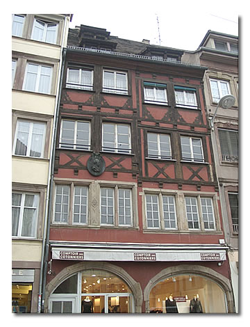 36 rue du Vieux-Marché-aux-Poissons. 36 rue du Vieux-Marché-aux-Poissons.