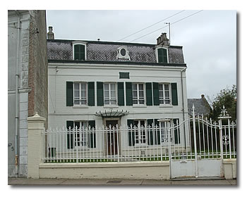 La maison de Jules Verne au Crotoy. La maison de Jules Verne au Crotoy.