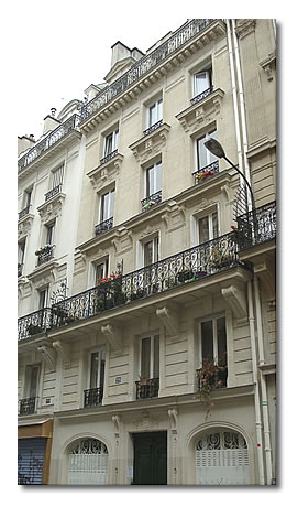29 rue de Moscou.