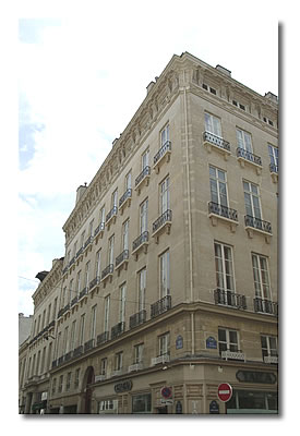 2 rue de Tournon.