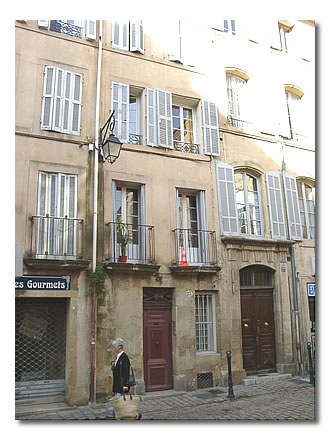 27 rue Mignet. 27 rue Mignet.