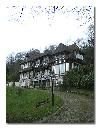 Le manoir de la Cour brûlée