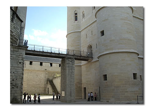 vincennesdonjon6def2.jpg