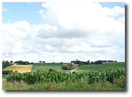 La campagne autour de Chateaupauvre La campagne autour de Chateaupauvre