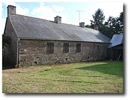 Le dos du manoir Le dos du manoir