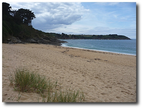 La plage de la Toussais, en bas de la maison. « Le plus beau paysage de la terre ! », selon Colette. La plage de la Toussais, en bas de la maison. « Le plus beau paysage de la terre ! », selon Colette.