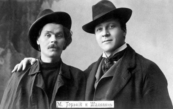 Gorki_Chaliapine_1900.jpg